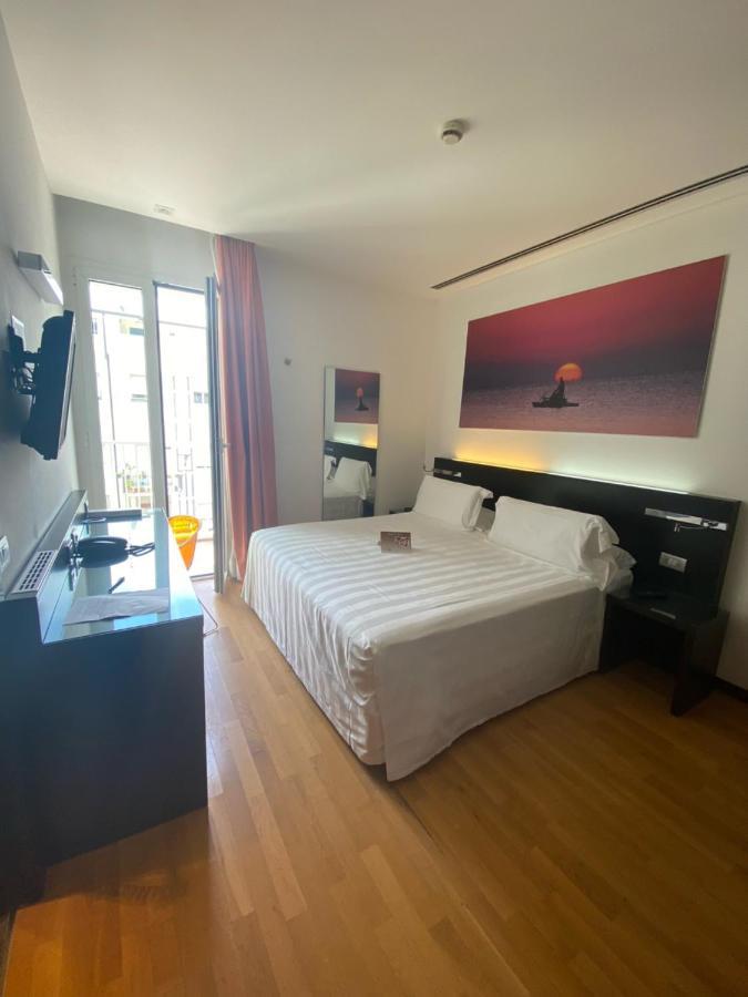 Card International Hotel Rimini Exterior foto