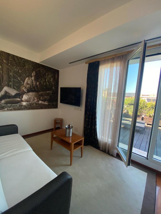 Card International Hotel Rimini Exterior foto