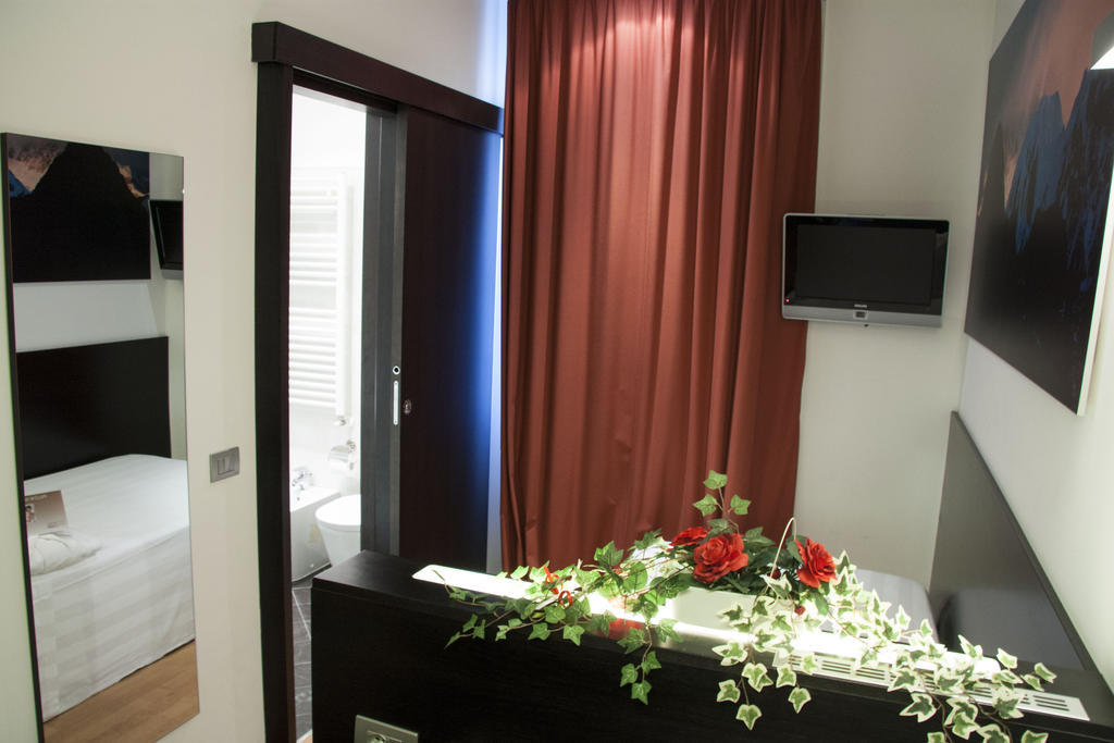 Card International Hotel Rimini Exterior foto