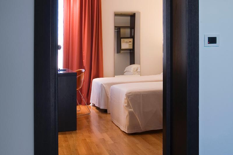 Card International Hotel Rimini Exterior foto
