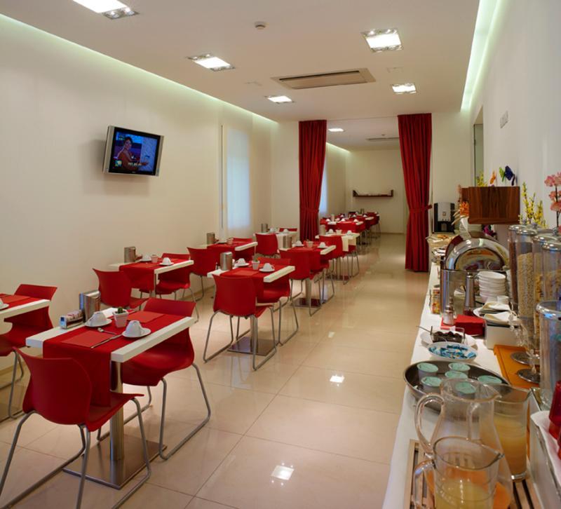 Card International Hotel Rimini Exterior foto